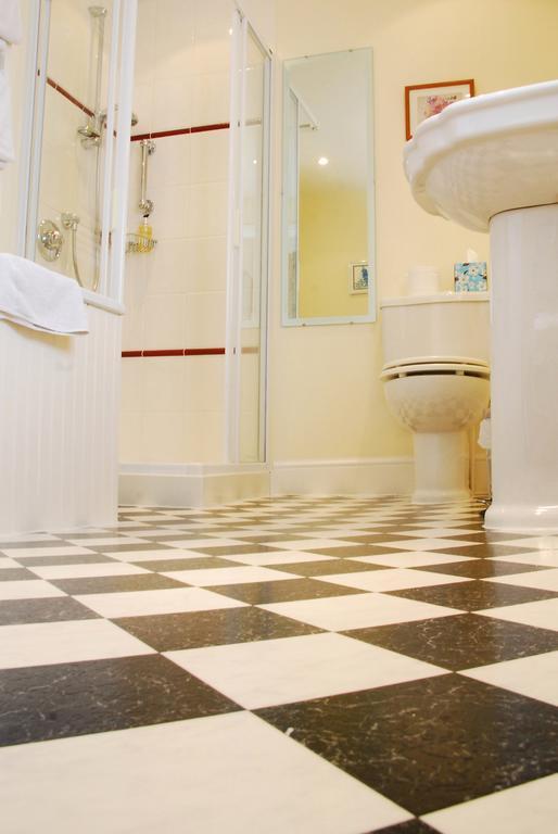 Whimple Larkbeare Grange Bed And Breakfast מראה חיצוני תמונה