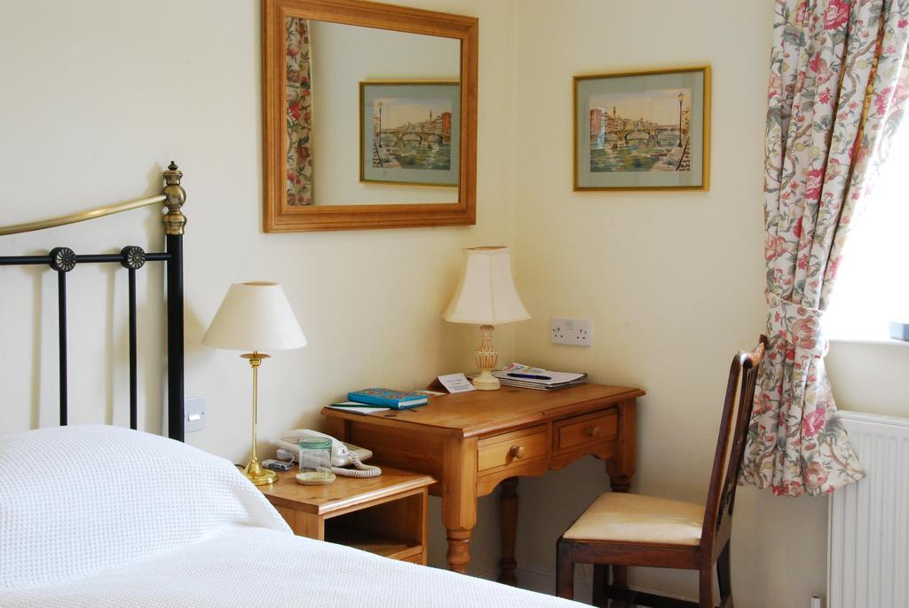 Whimple Larkbeare Grange Bed And Breakfast מראה חיצוני תמונה