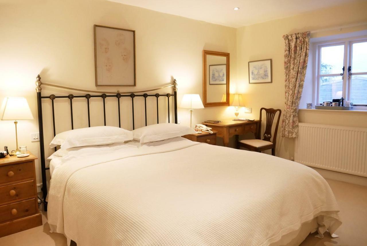 Whimple Larkbeare Grange Bed And Breakfast מראה חיצוני תמונה